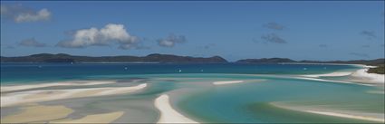 Whitehaven Beach - QLD H (PBH4 00 15031)